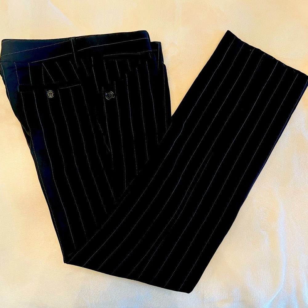 DOLCE & GABBANA Black PinStripe Women straight leg pants. Size IT 40